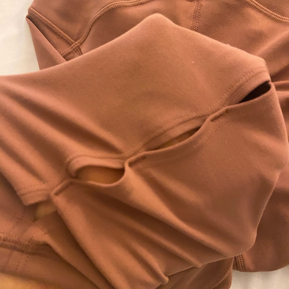 Lululemon Unlimit High-Rise Tight 25" *Keyhole - Picture 5 of 6
